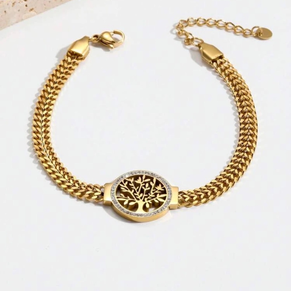 A Europe style tree of life Rhinestone light luxury women's bracelet gold color